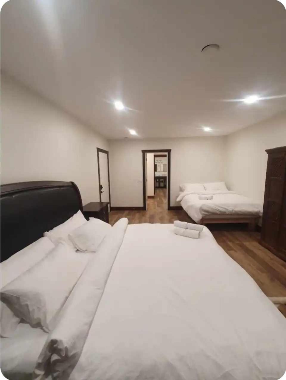 River Safari Mountain View Suite Blue River Bagian luar foto